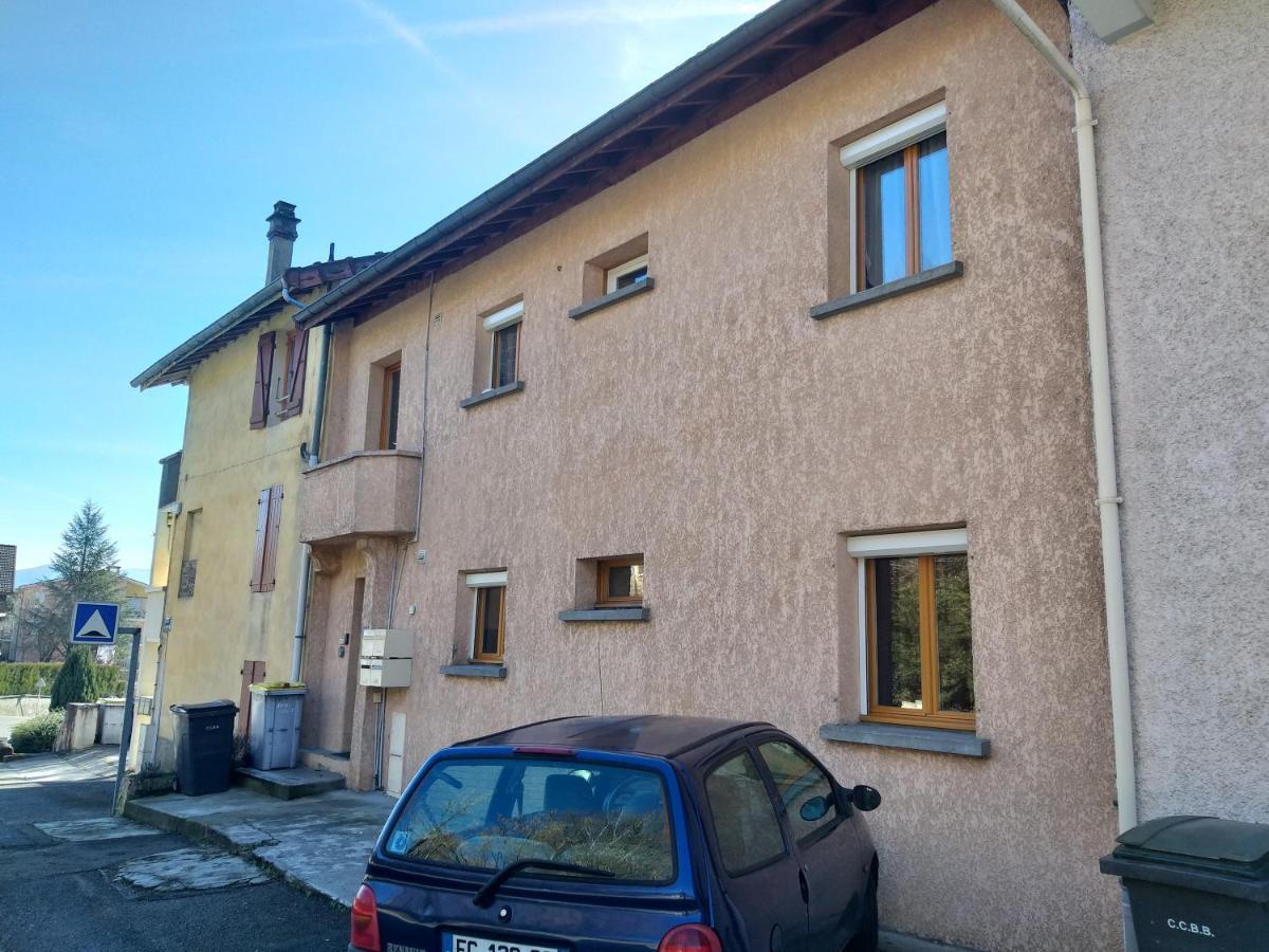 Location A.M.I Lägenhet Bellegarde-sur-Valserine Exteriör bild